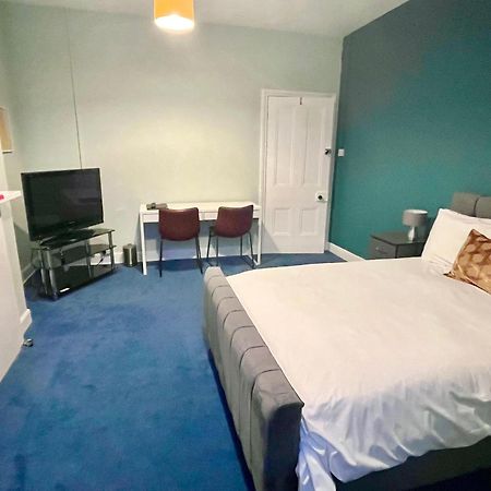 The Blue Piano Guesthouse Μπέρμιγχαμ Δωμάτιο φωτογραφία