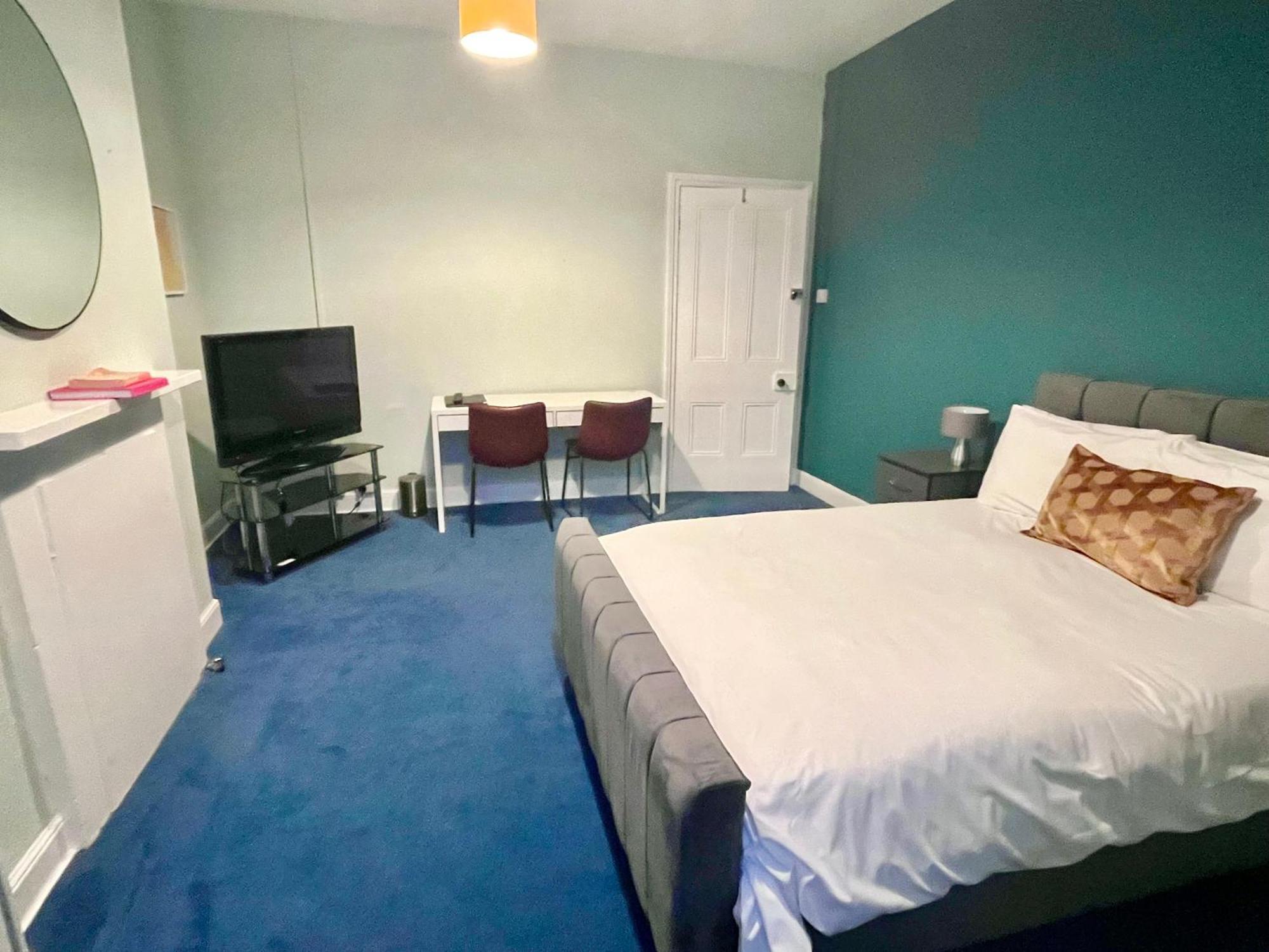 The Blue Piano Guesthouse Μπέρμιγχαμ Δωμάτιο φωτογραφία